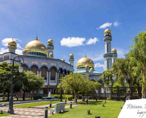 Jame'Asr Hassanil Bolkiah Mosque