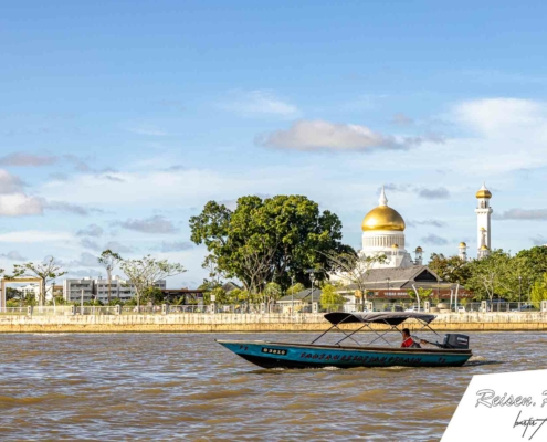Bootsfahrt auf dem Brunei Fluss